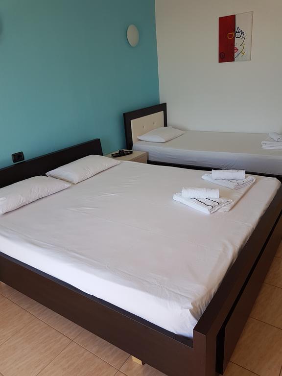 Ilias Vila Melpo Apartments מראה חיצוני תמונה